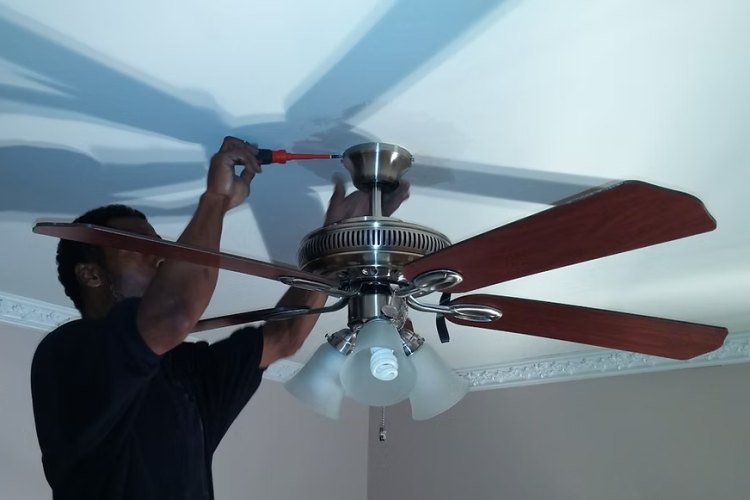 How Ceiling Fan Installers Ensure Proper Setup for Better Air Circulation and Comfort