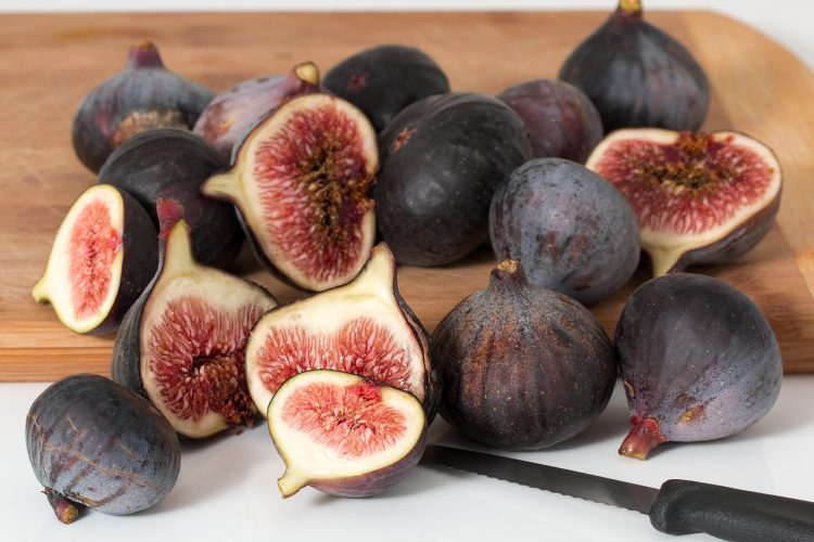 Figs, fruits, fresh — Awaken Your Energy with Tantric Massage Outcall in London